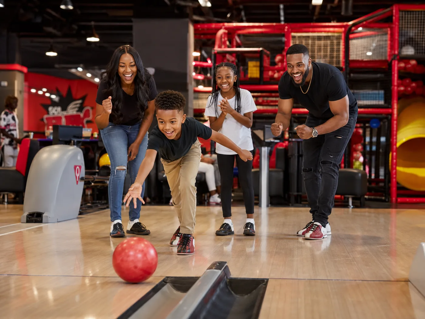BOWLING